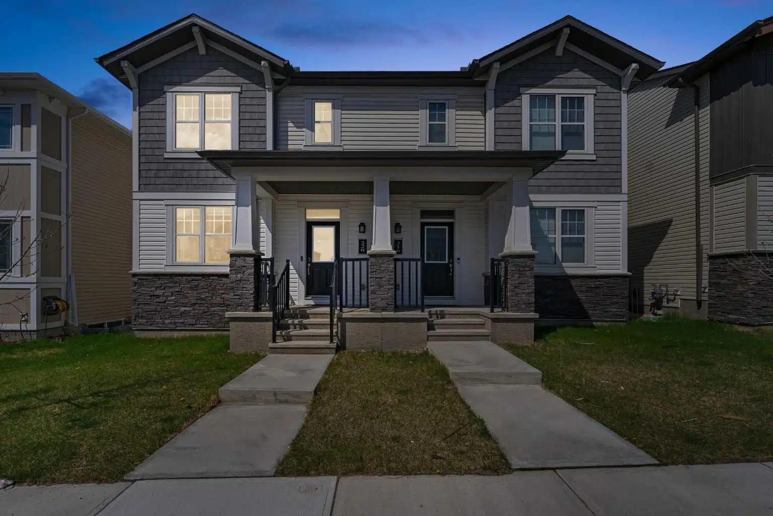 A2221862 - 220 Carrington Way NW
