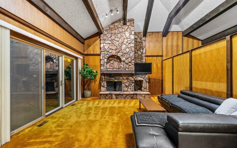 029-1105-E-chestermere-DR-14-scaled-1.jpg 029-1105-E-chestermere-DR-14-scaled-1.jpg